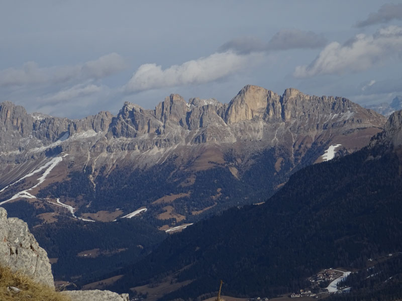 Corno Bianco (Weisshorn)  m.2317 ....dal Passo Oclini